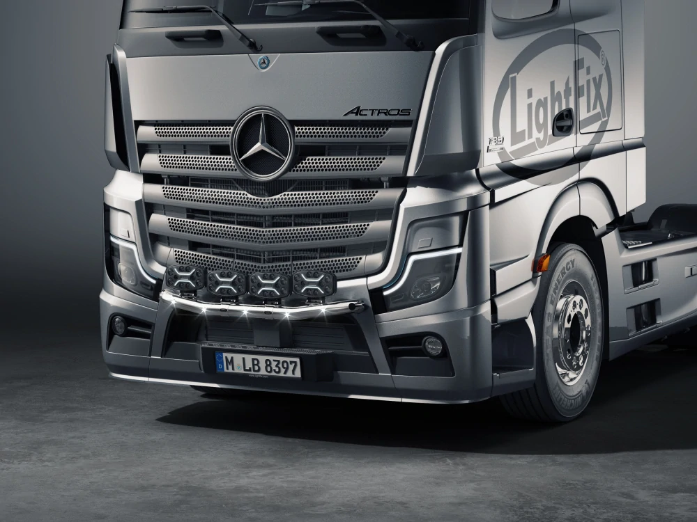 Přední ochranný rám Lightfix 4-LIGHT "MINI" nerezový – MERCEDES - ACTROS (L-CAB)