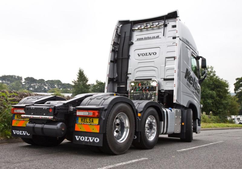 Zadní nerezový rám Kelsa BakBar pro Volvo FH4/FH5, FM, FMX