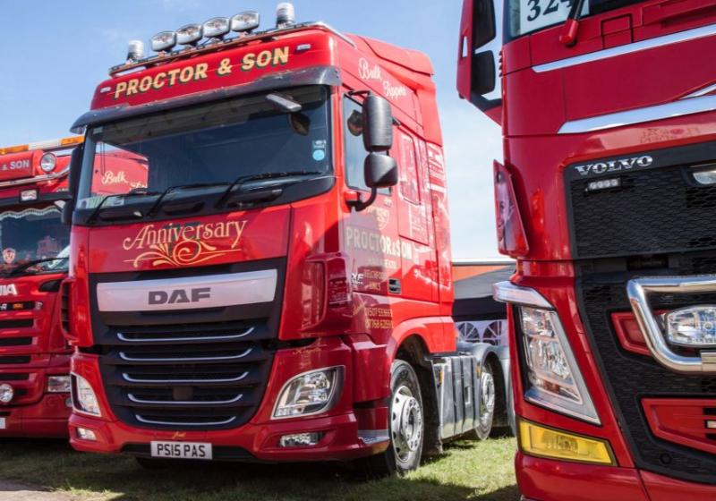 Střešní nerezový rám Kelsa HiBar DH07 pro DAF XF106 Facelift Spacecab | XF106 Spacecab