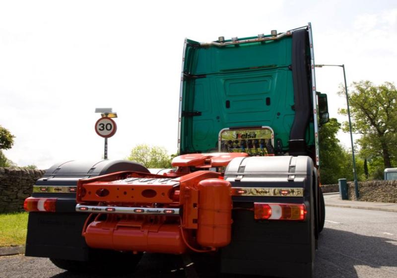 Zadní nerezové rámy Kelsa WingBars pro  Mercedes Actros 2012-on Gigaspace