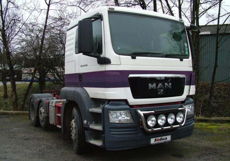 Nerezový rám Kelsa MultiBarXL pro  Man TGS M, L, LX Kabina