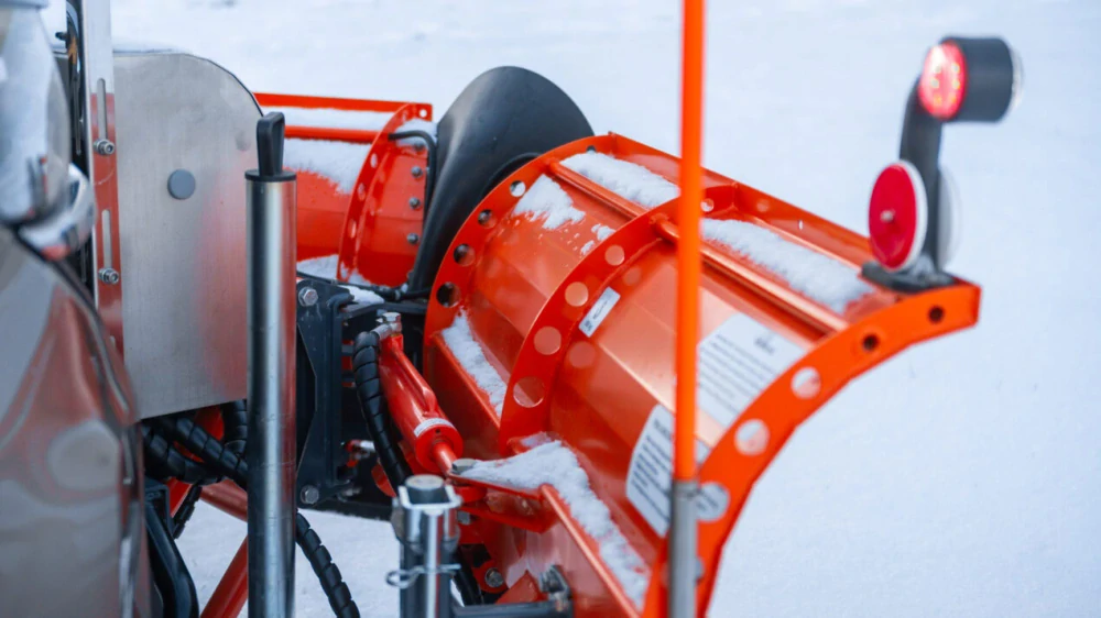 Sněžný pluh "V" pro Pick-up vozy 2,3 m