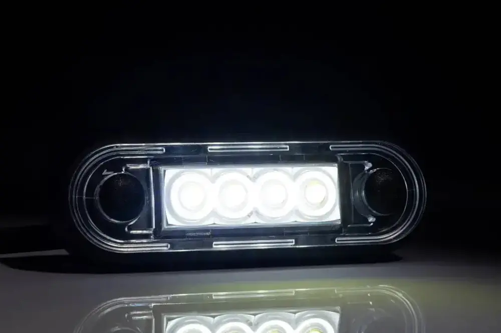 LED poziční světlo, 12-30V- Bílé