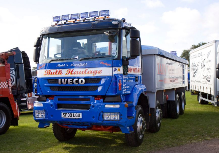 Střešní nerezový rám Kelsa HiBar pro Iveco Trakker