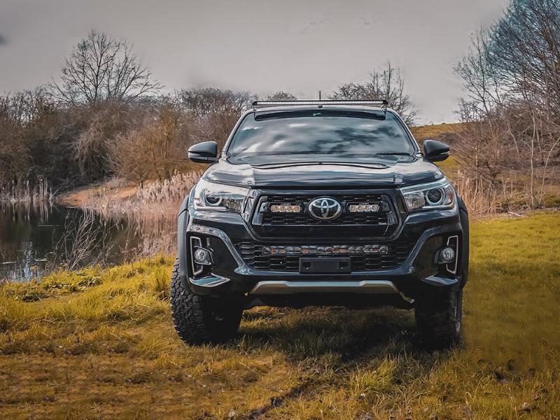 Sada střešního světla Lazer pro Toyota Hilux (2015+), BEZ střešních ližin