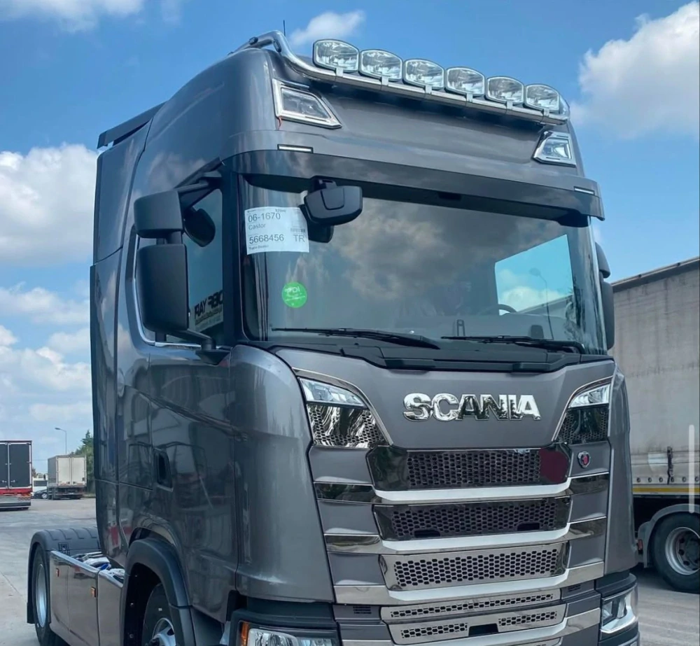Střešní nerezový rám pro Scanii NTG, 13 LED