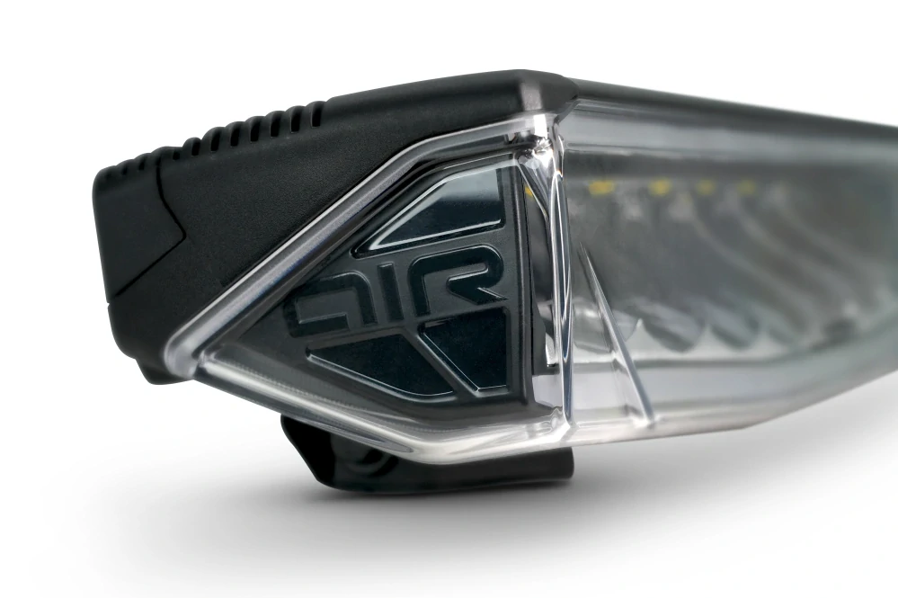 LED rampa LAZER AIR-90 16,2" (411mm), s pozičním světlem a funkcí majáku/výstražného světla, 9160lm, 10-32V, IP68, ECE R149