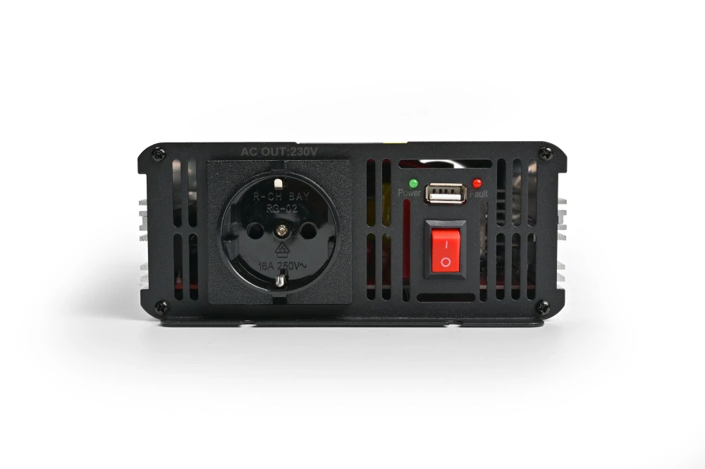 Měnič napětí Skyled 12V/230V, 2000W (1000W trvalý), modifikovaný Sinus
