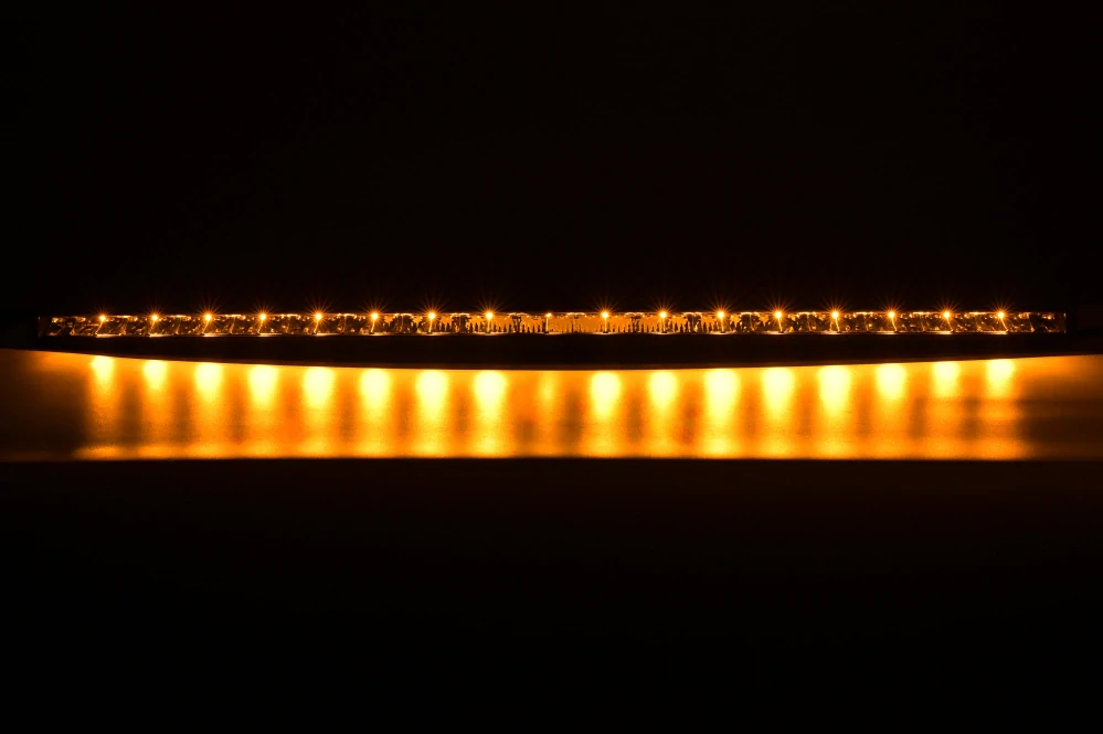 LED rampa SKYLED APUS CURVED 50" 1274 mm SUPER SLIM, 252 W, 22200 lm- bílá/oranžová pozička
