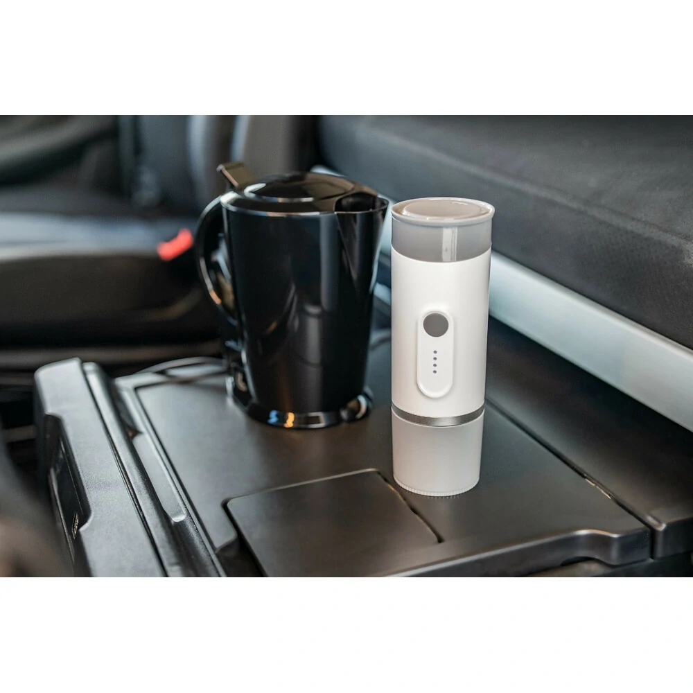 Přenosný kávovar Lampa Cafyn Flow 110 ml, 10 W, 1800 mAh, 15 bar, USB-C, mletá káva a kapsle Nespresso®