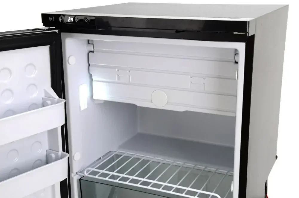 Kompresorová lednice s mrazákem do karavanu Vigo Cool 65 l 12/24V