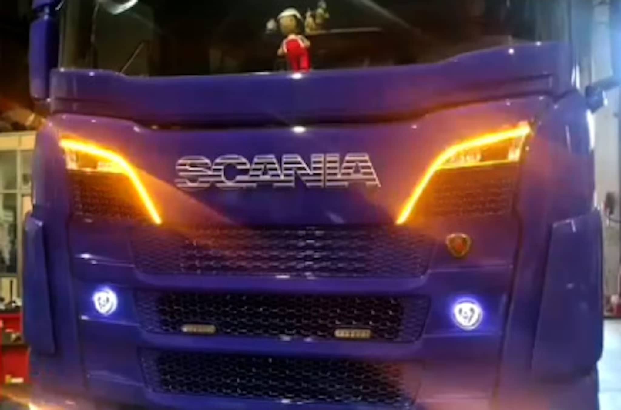 LED pásky 60 cm, oranžový 24 V- Scania NTG