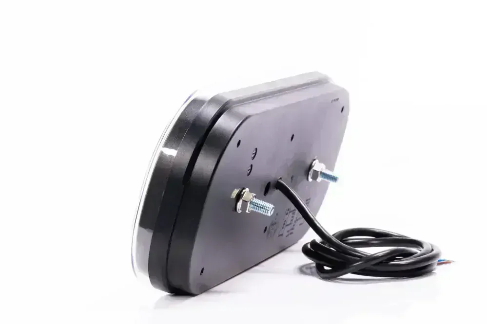 LED koncové světlo Fristom 12-24V, 6 funkcí, Dynamický blinkr