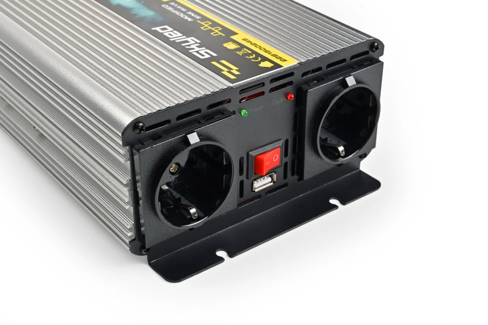Měnič napětí Skyled 24V/230V, 3000W (1500W trvalý), modifikovaný Sinus