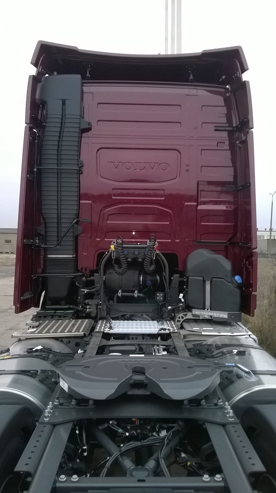 Střešní a zakabinové spoilery pro VOLVO FH4/5 Globetrotter