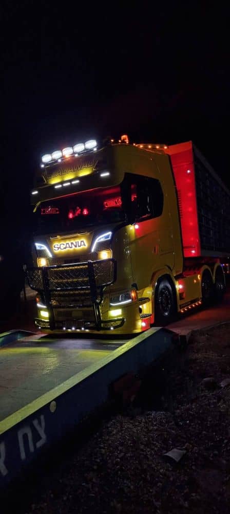 LED podsvícený nápis SCANIA- Nerezový
