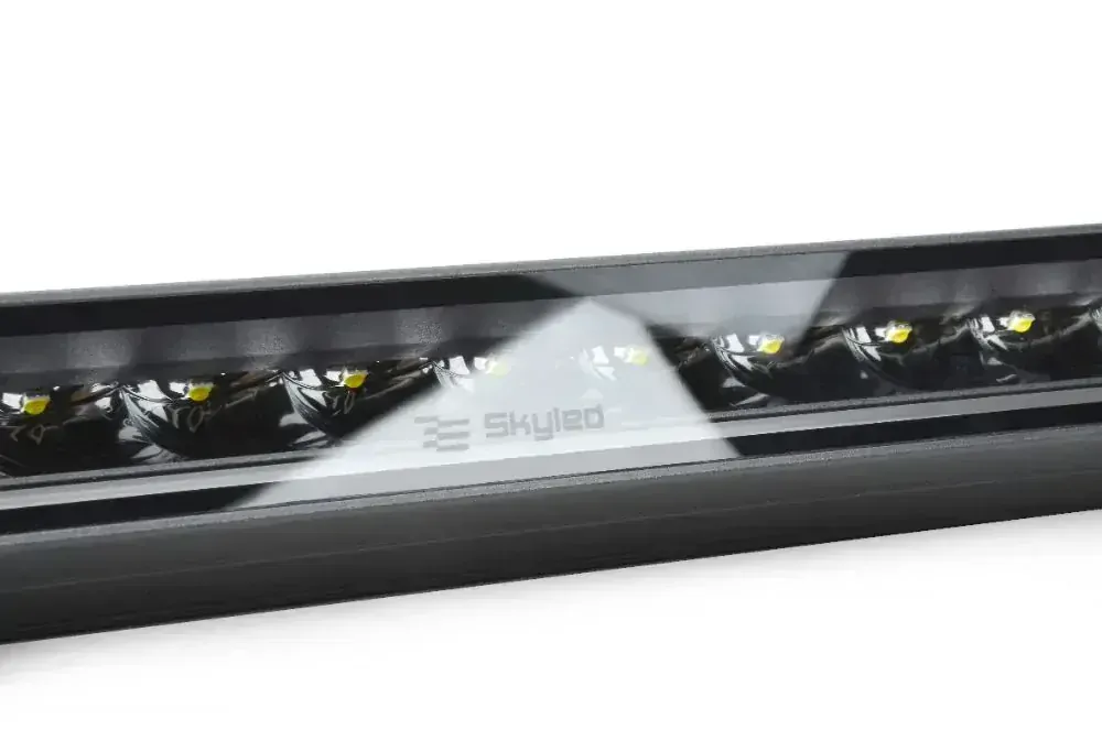 LED rampa SKYLED Slide 21,1" 588 mm, s pozičním světlem, 12-48V, 90W, 6753Lm, R112, R10