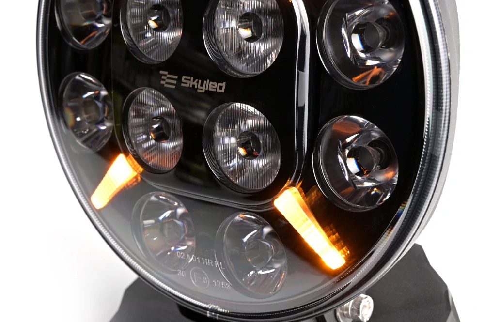 LED světlomet Skyled Jupiter 7X 7", s pozičním světlem, 180mm, 9-36V, 72W, 7200lm, boost
