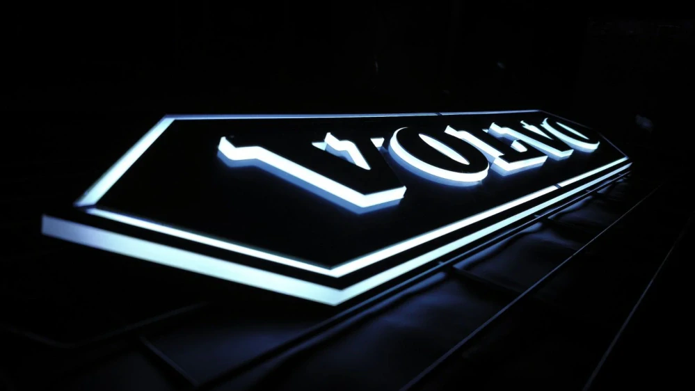 LED nápis Volvo 1000x200mm, venkovní i vnitřní, 24V