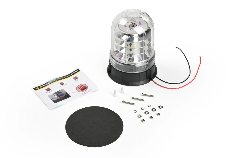 LED maják SKYLED BIG LANTERN 12–24 V, 38 LED, čirý kryt, 3 režimy, R65, IP68, Ø 141 mm, výška 181 mm