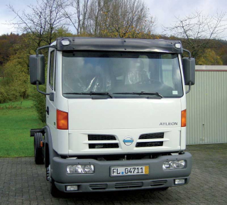 Sluneční clona Nissan Atleon N,rovná kabina, art. 5103A - pouze akrylová část