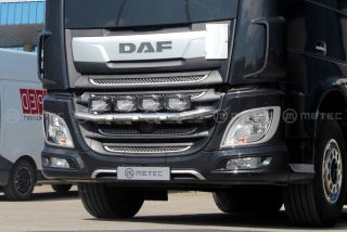 Přední nerezový rám do masky kabeláž pro 4 světla | 4 fixní upínadla světel | 3 bílé LED | DAF XF Euro6 17-