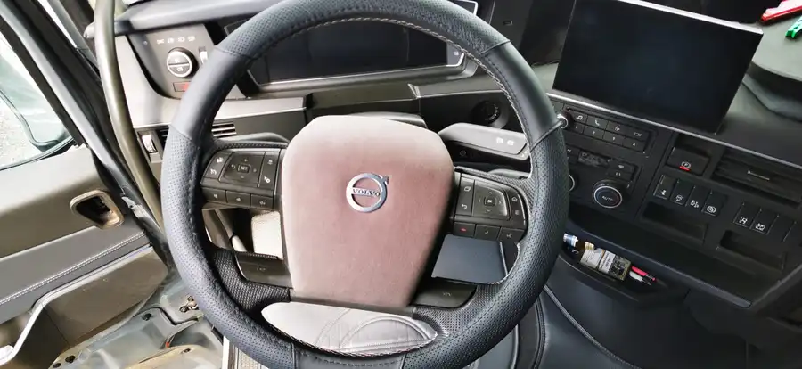 Potah na volant Volvo FH